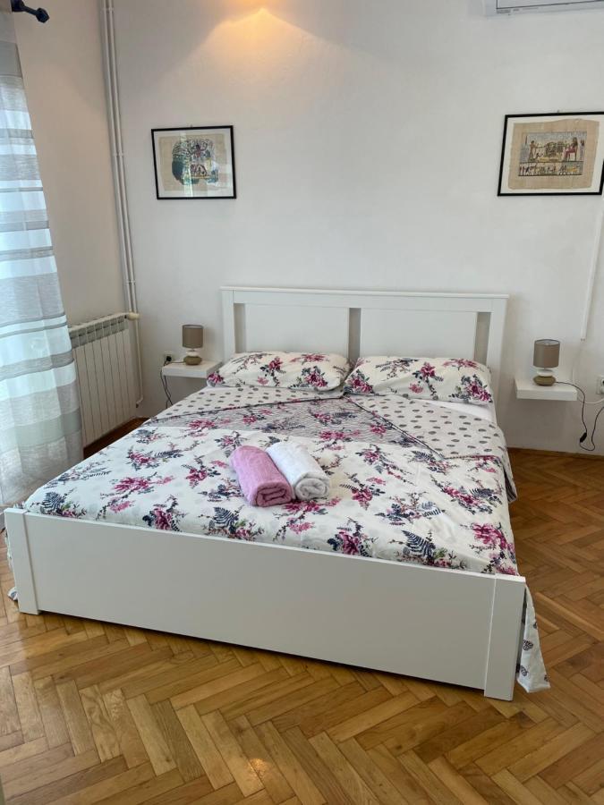 Apartments Mornar Poljica  外观 照片