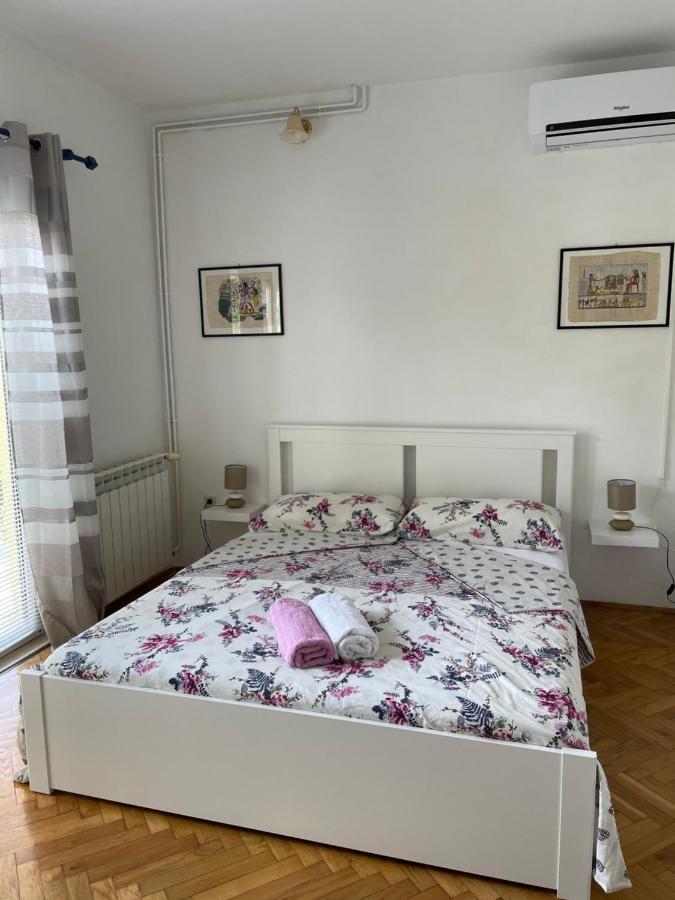 Apartments Mornar Poljica  外观 照片