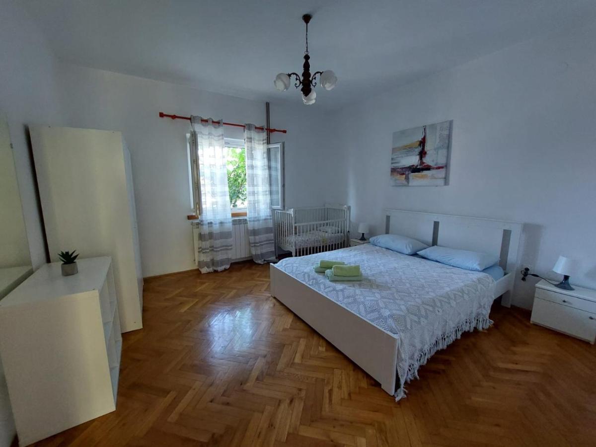 Apartments Mornar Poljica  外观 照片